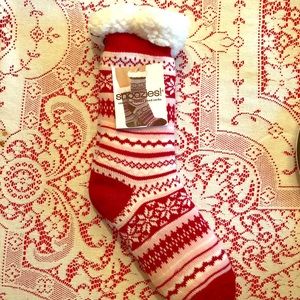 SOLD NWT  Cozy Fully Lined Sherpa Snoozies Socks!